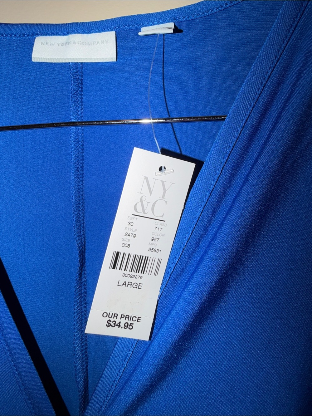 NY & Co Royal Blue Ruched V-Neck Top NWT Large - Picture 3 of 4